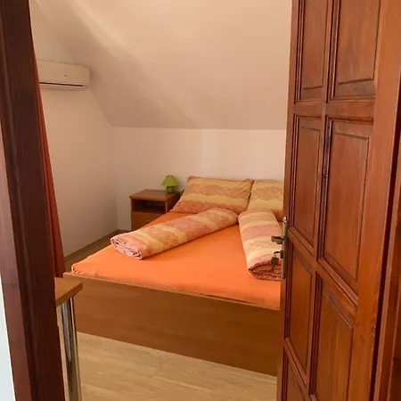B&B Hableany Etterem, Pizzeria Es Vendeghaz 3*