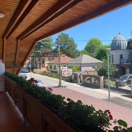 Bed & Breakfast Hableany Etterem, Pizzeria Es Vendeghaz *