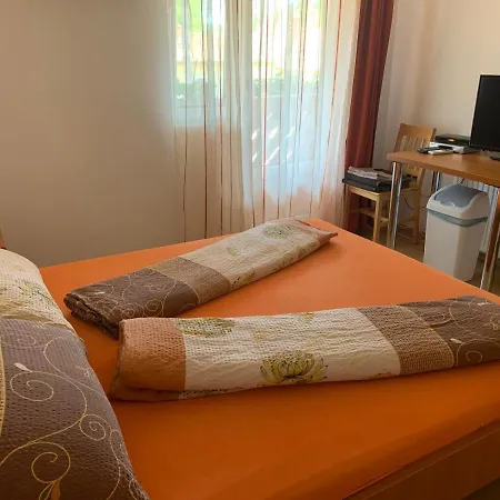 Bed and Breakfast Hableany Etterem, Pizzeria Es Vendeghaz