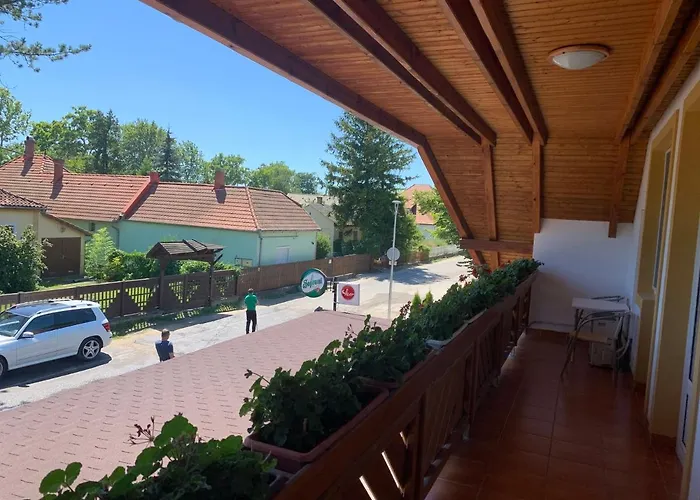 Hableany Etterem, Pizzeria Es Vendeghaz Bed and Breakfast 3*